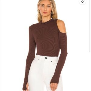 REVOLVE  - LNA PAM RIB TOP Maroon open shoulder sweater/ Dressy top